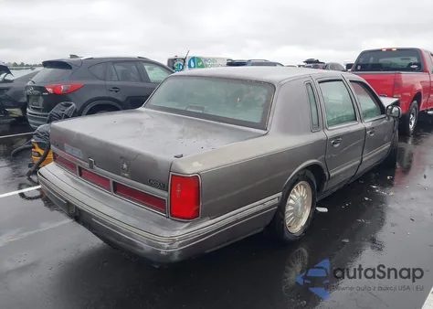 1995 Lincoln Town Car Signature/Spinnaker из США, поврежденный, VIN 1LNLM82W4SY754004